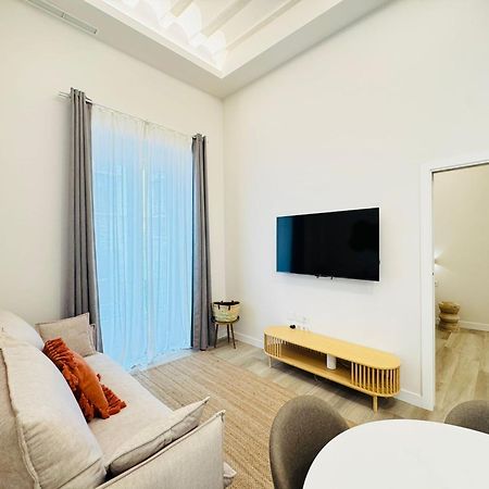 Qe Apartments Кадис Екстериор снимка