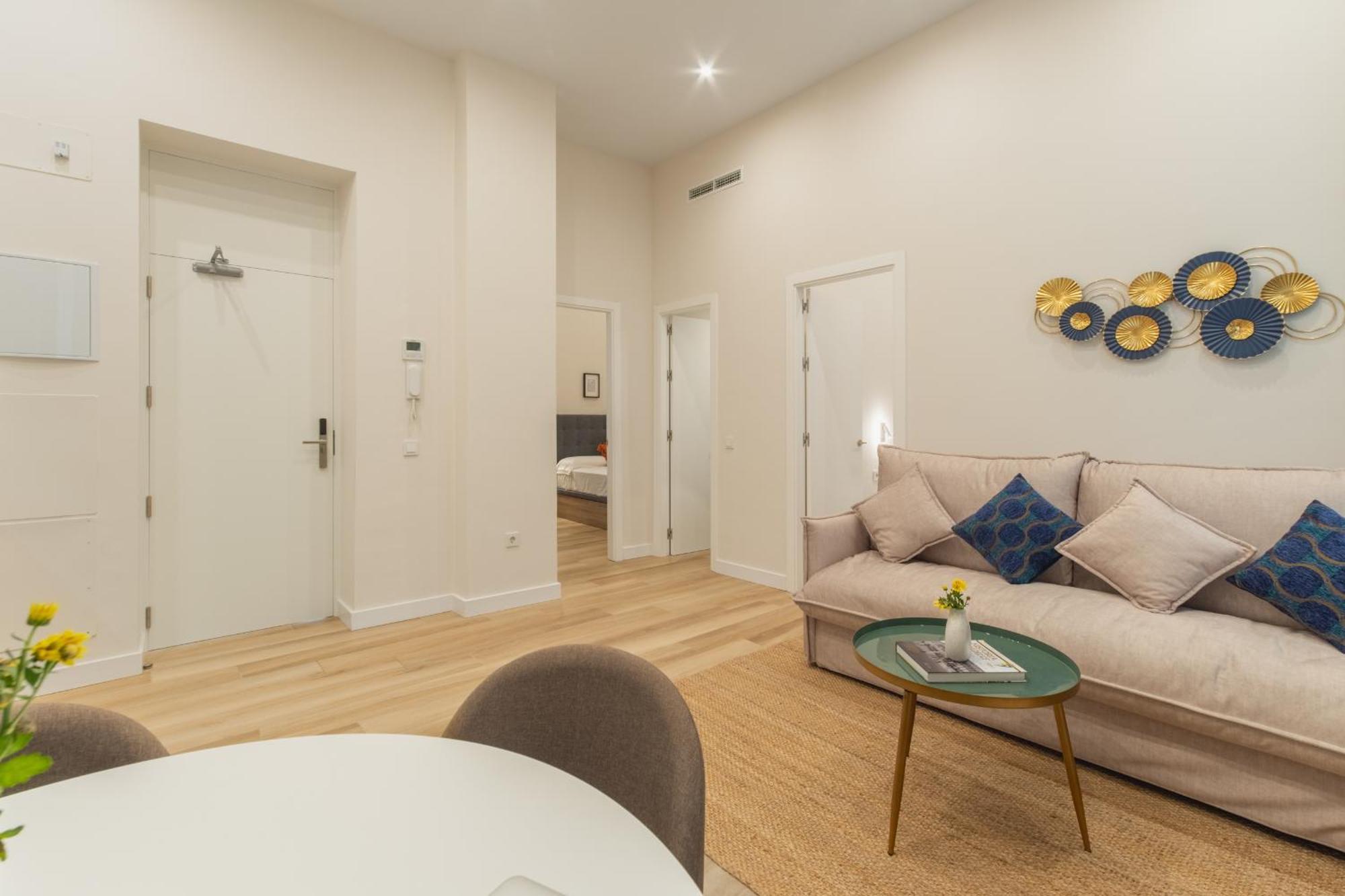 Qe Apartments Кадис Екстериор снимка