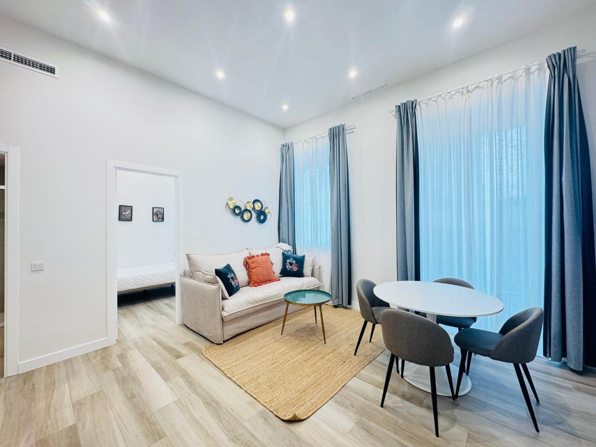 Qe Apartments Кадис Екстериор снимка