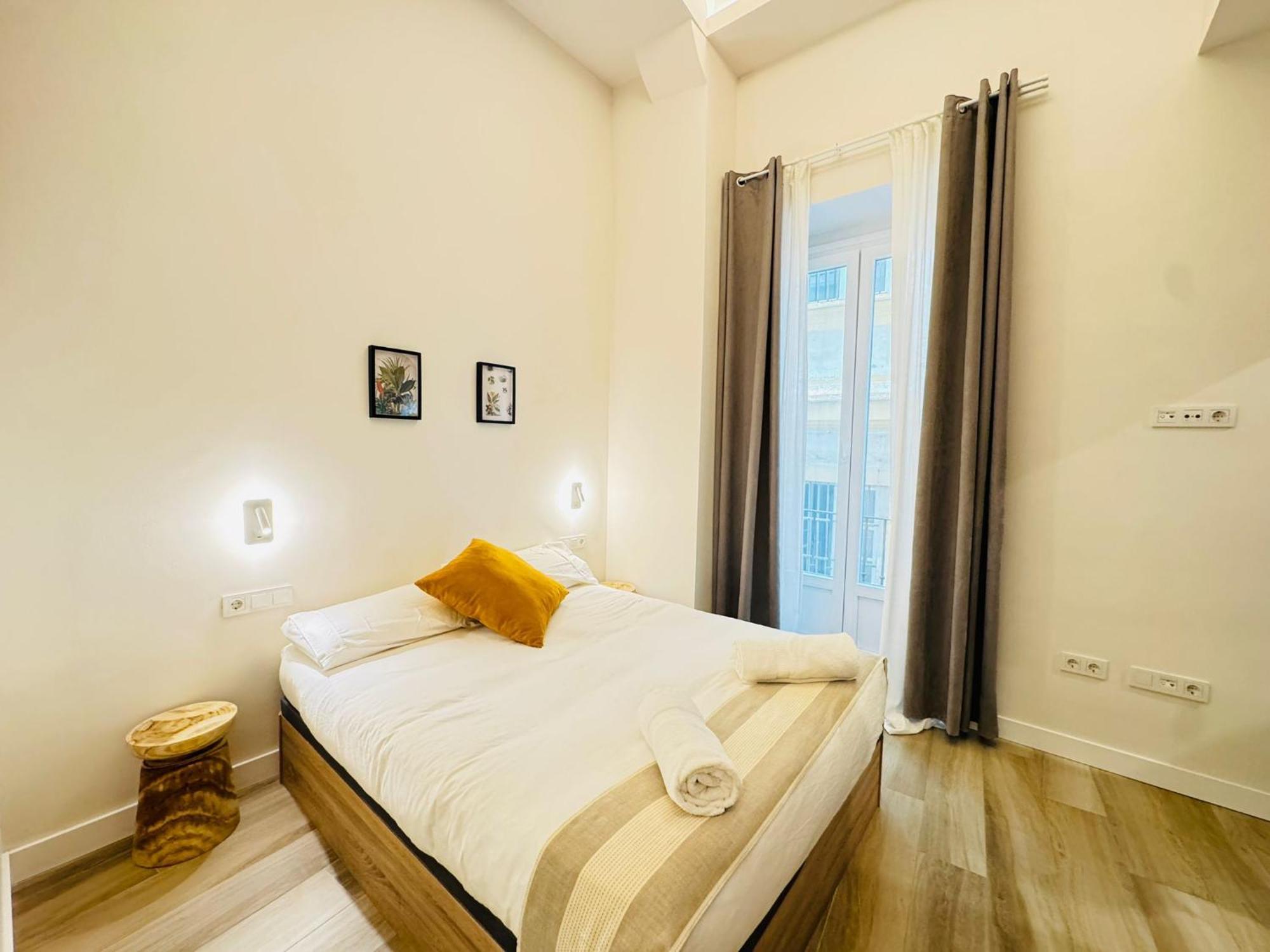 Qe Apartments Кадис Екстериор снимка