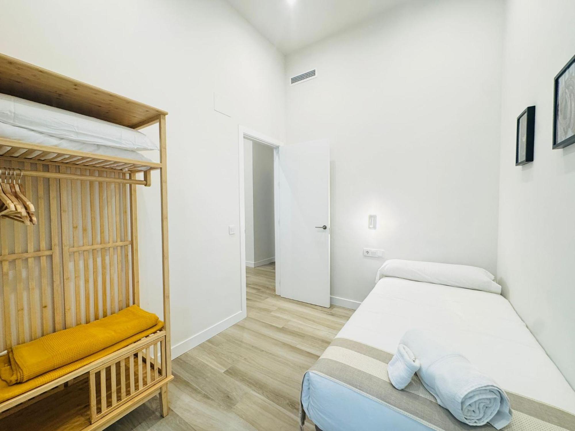 Qe Apartments Кадис Екстериор снимка