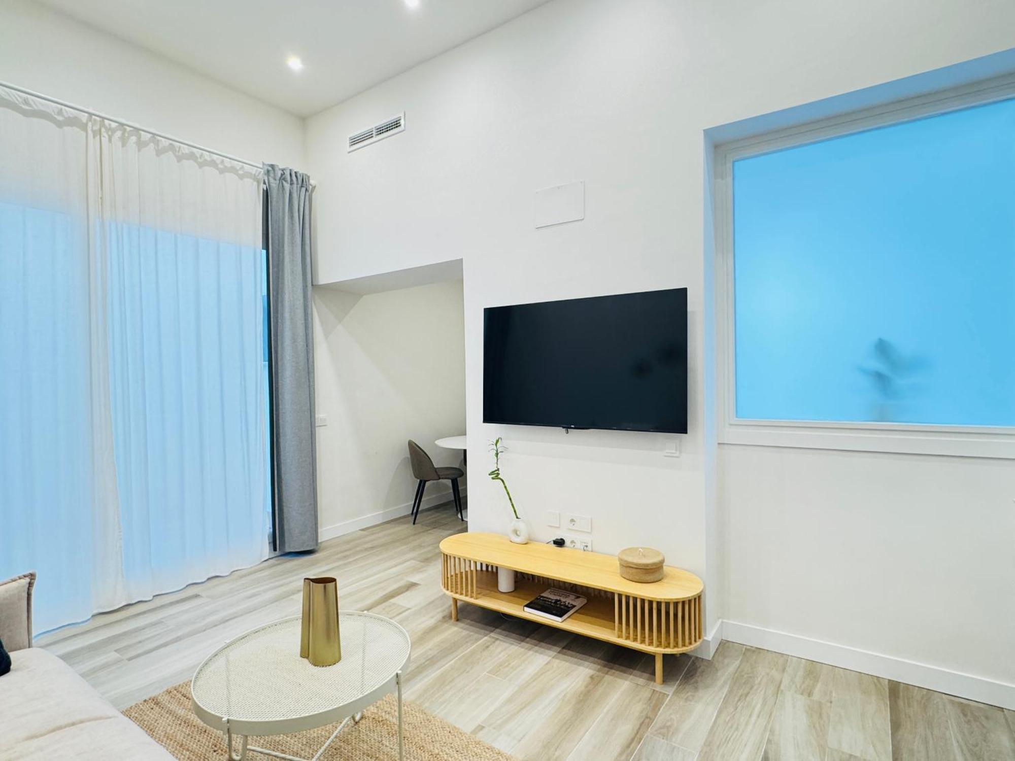 Qe Apartments Кадис Екстериор снимка
