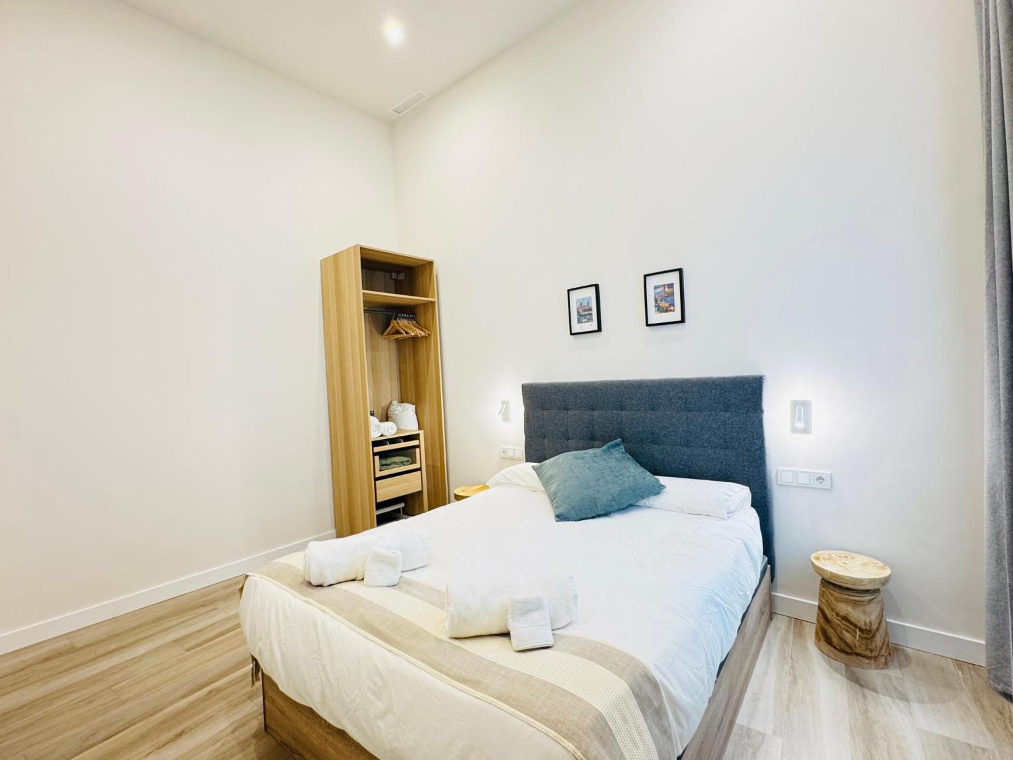 Qe Apartments Кадис Екстериор снимка